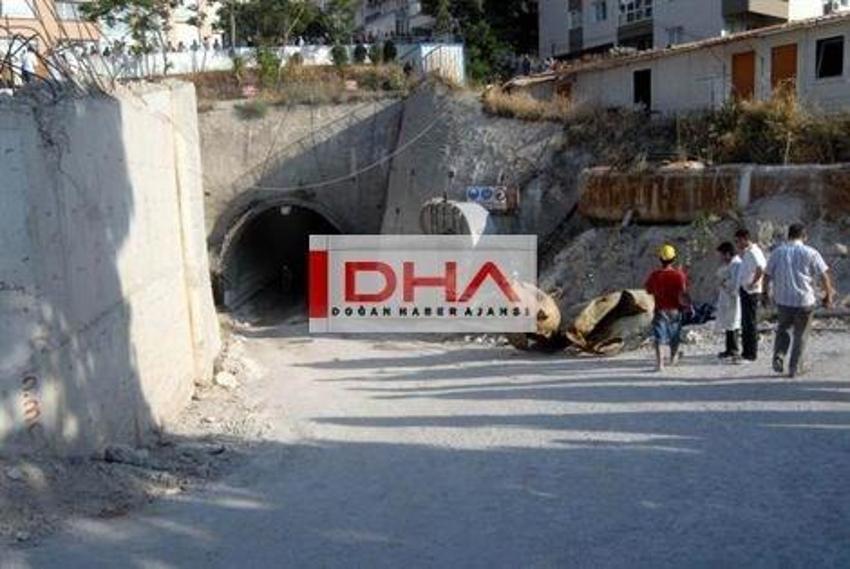 İzmir'de metro inşaatında patlama