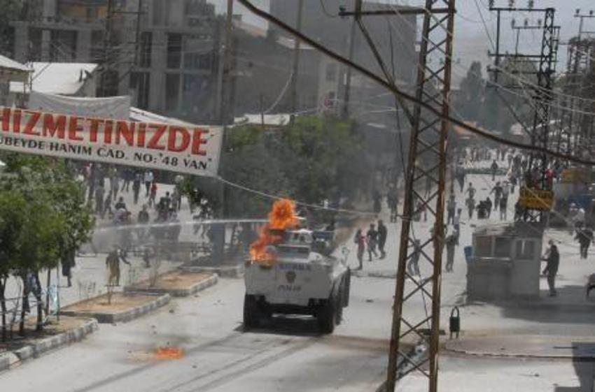 Hakkari ve Yükseova karıştı