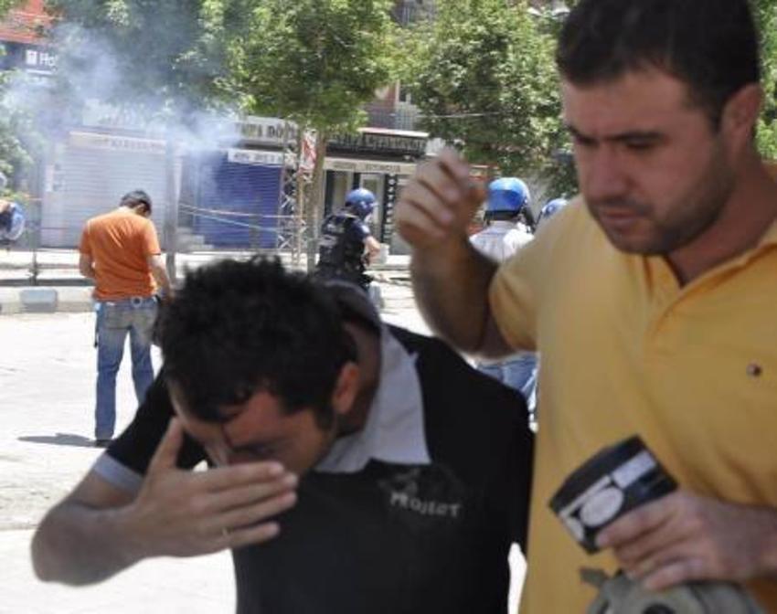 Hakkari ve Yükseova karıştı