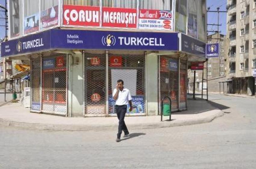 Hakkari ve Yükseova karıştı