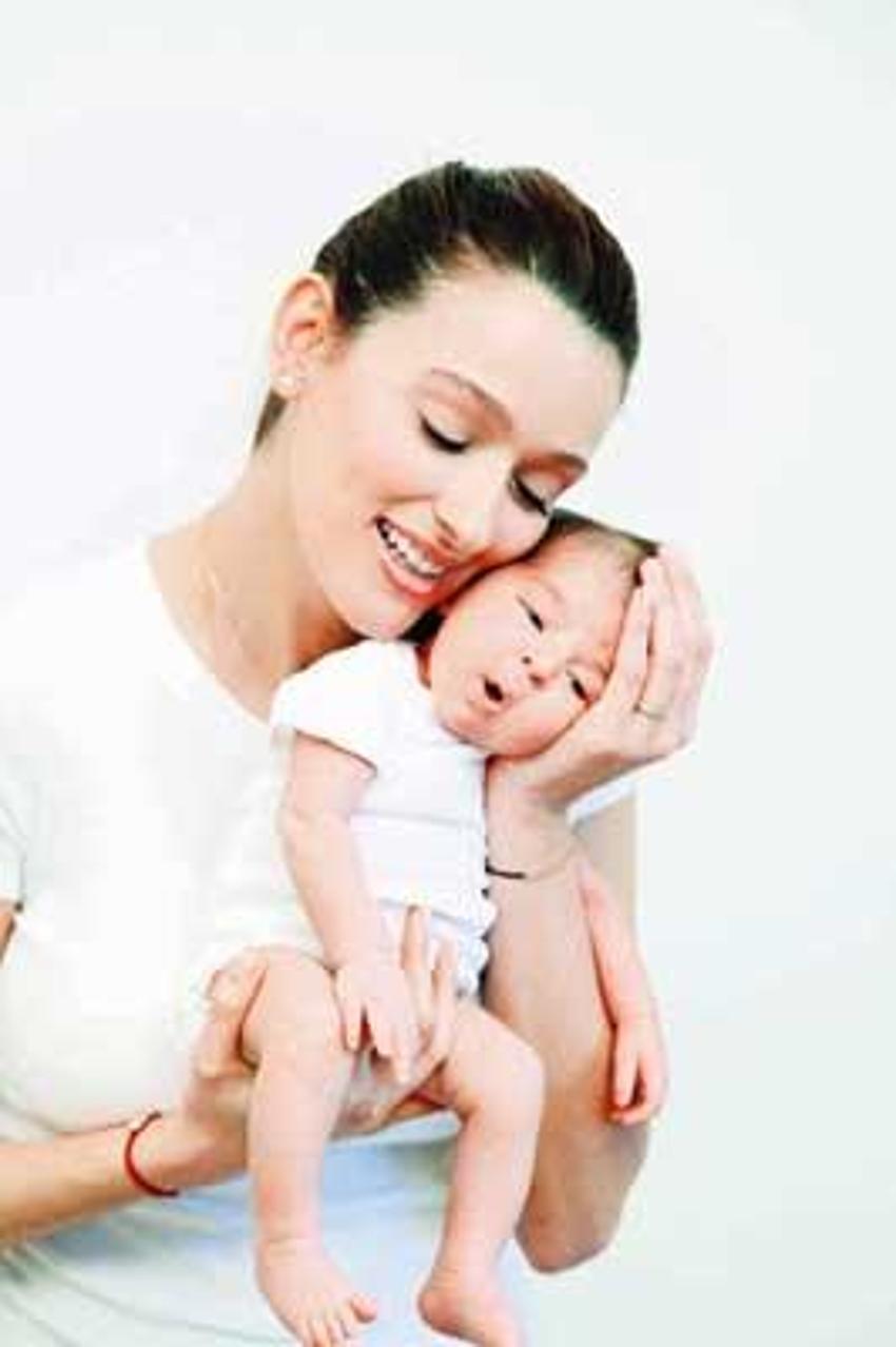 'Önce bebek sonra nikah' diyen ünlüler