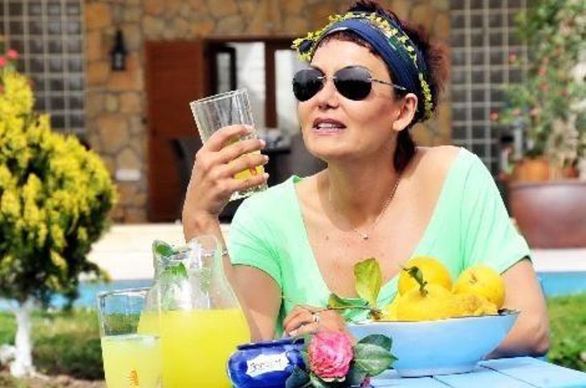 İşte Serap Ezgü'nün köy yaşamı
