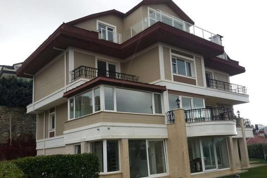 Ünlülerin yaşadığı evler