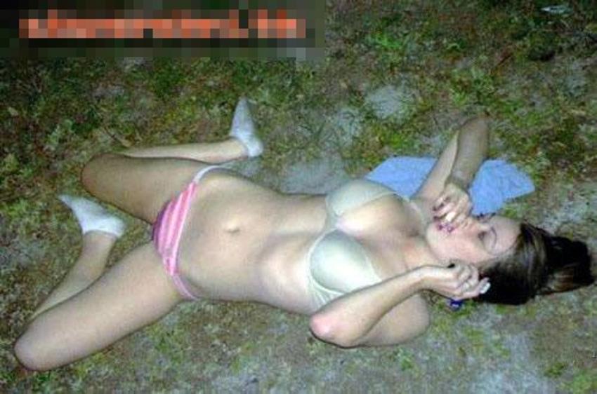 Пришла пьяная ещё и разделась фото Пришла пьяная ещё и разделась фото