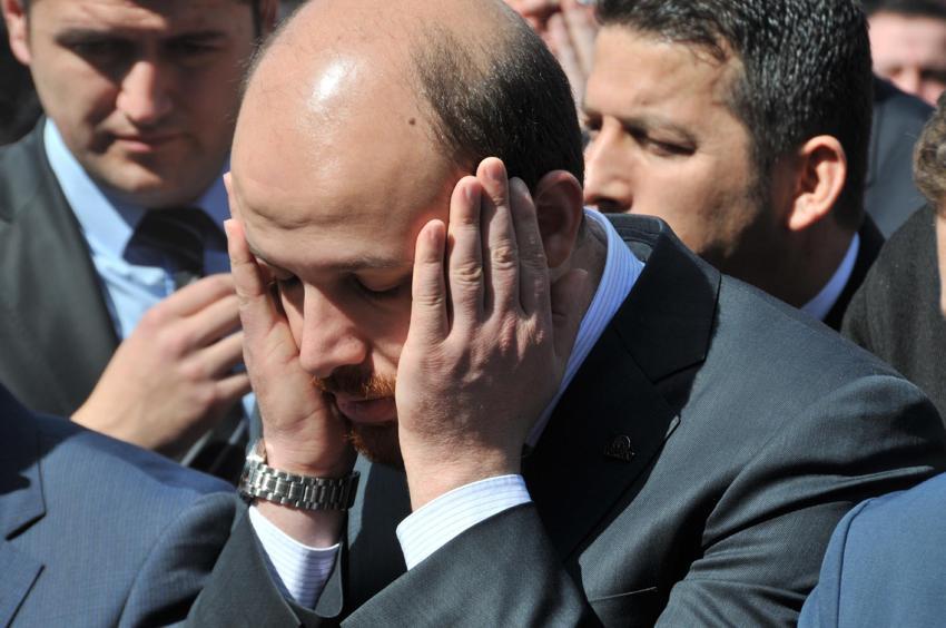 Bilal Erdoğan savcı Kiraz için gıyabi cenaze namazı kıldı