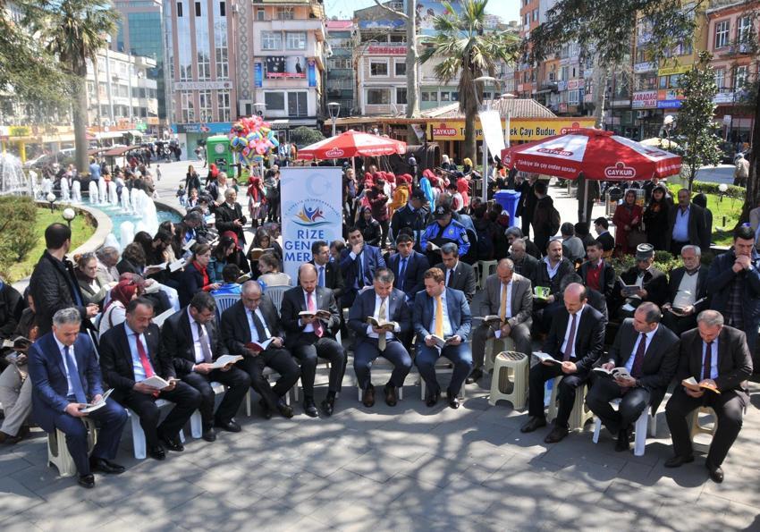 Bilal Erdoğan savcı Kiraz için gıyabi cenaze namazı kıldı