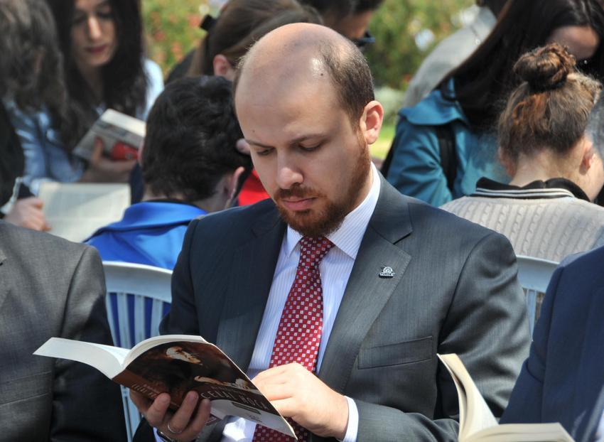 Bilal Erdoğan savcı Kiraz için gıyabi cenaze namazı kıldı