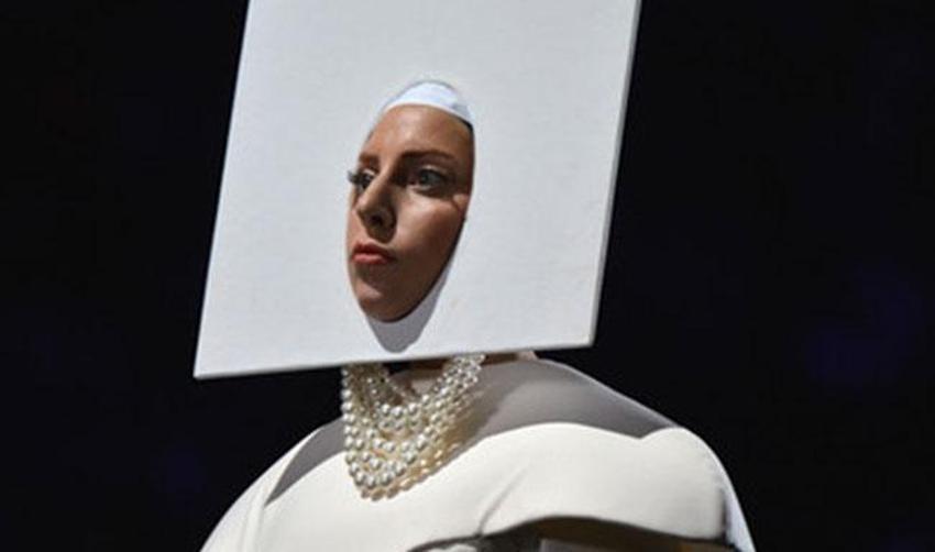 Lady Gaga burada yaşıyor