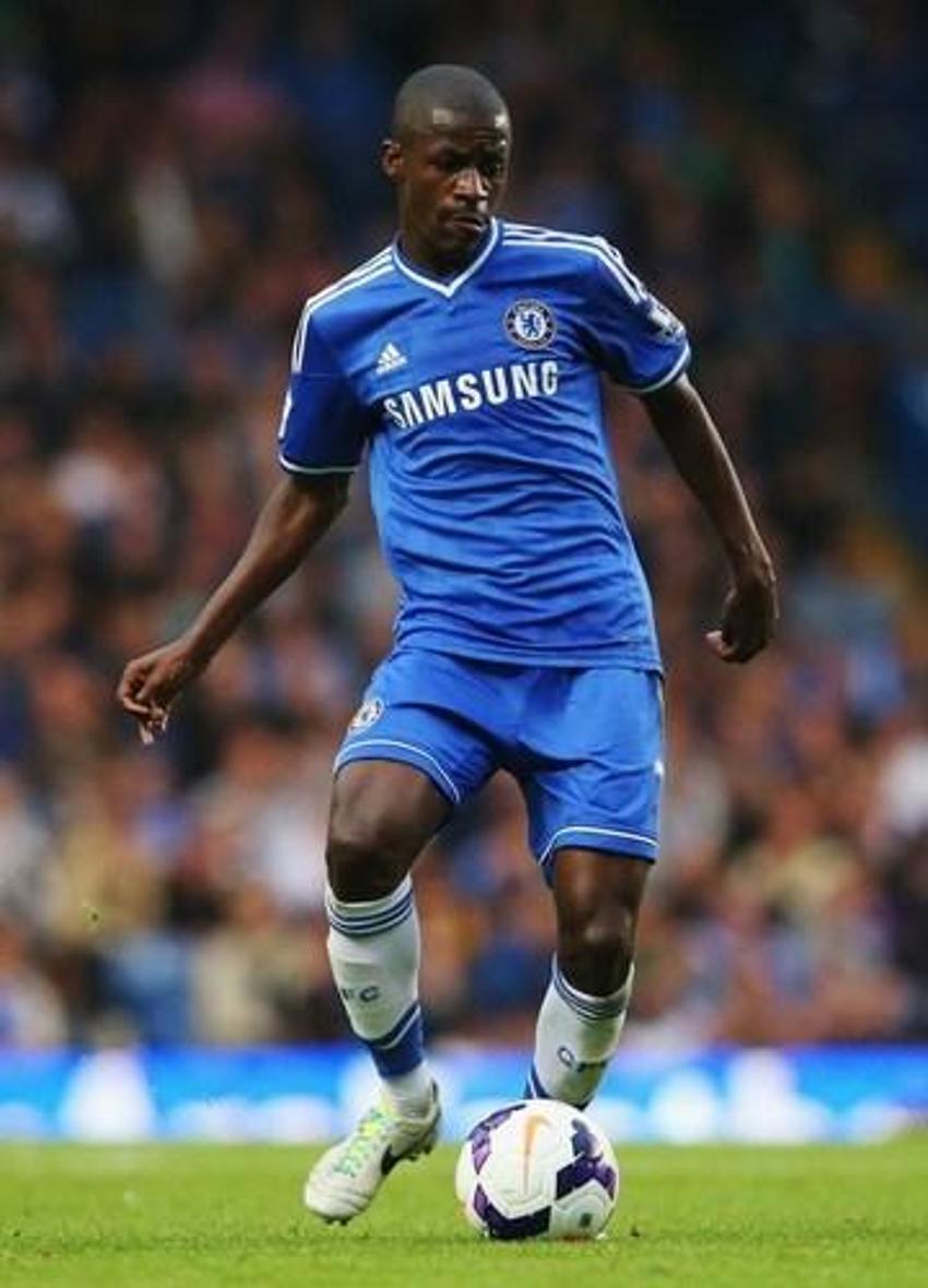 Orta saha bombası Chelsea'den!