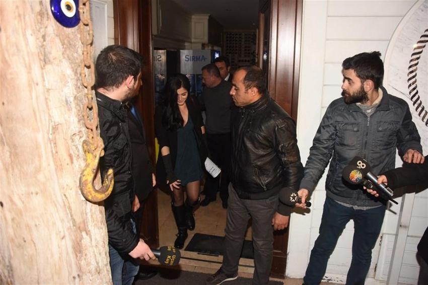Yeni bir set aşkı mı?