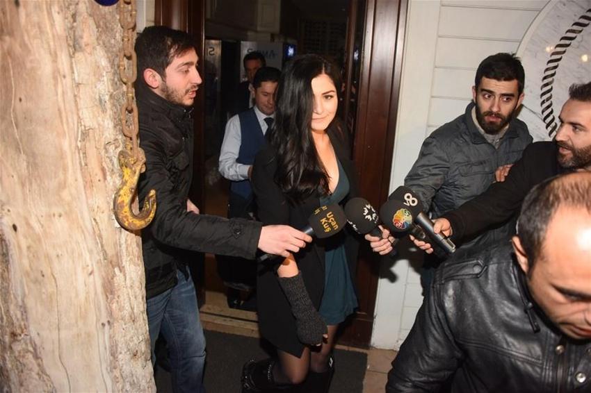 Yeni bir set aşkı mı?
