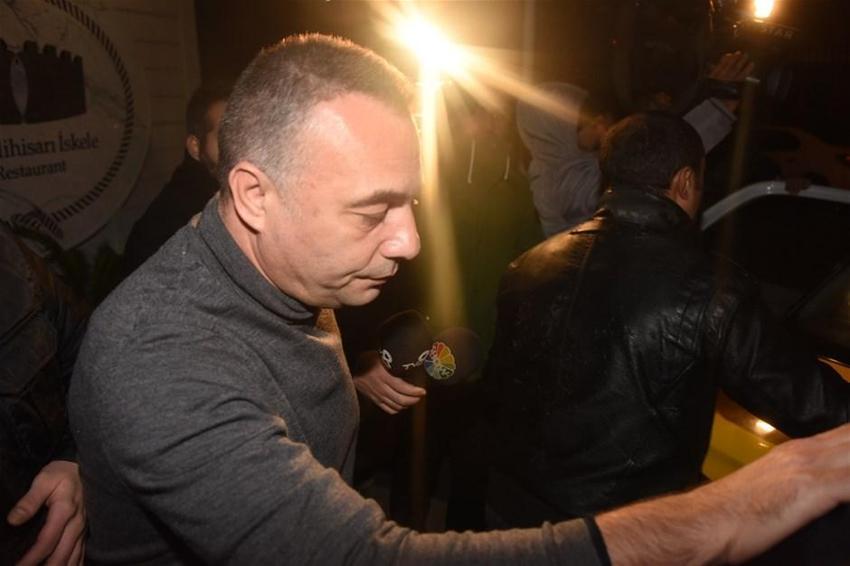 Yeni bir set aşkı mı?