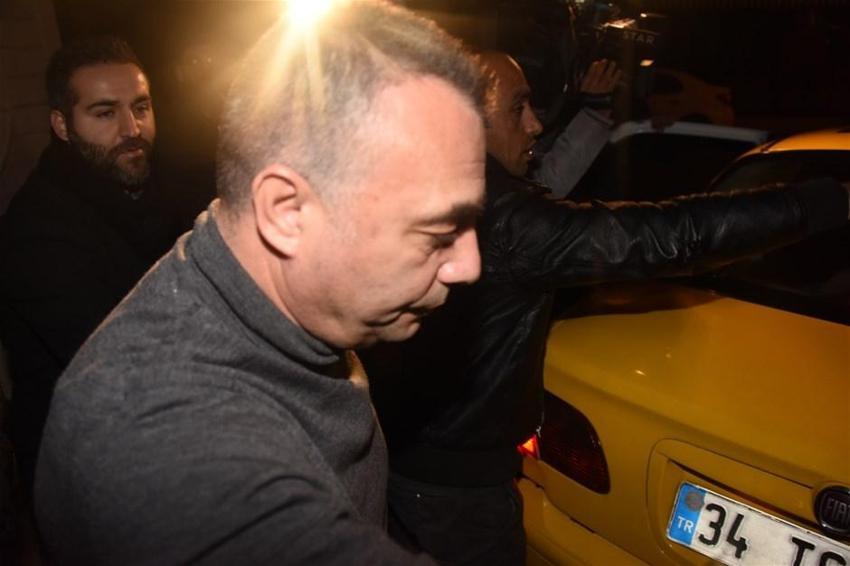 Yeni bir set aşkı mı?