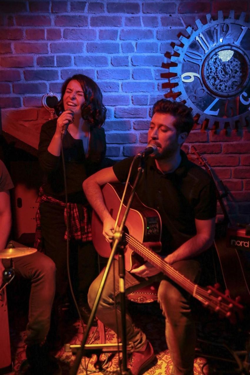 Akustik ziyafet