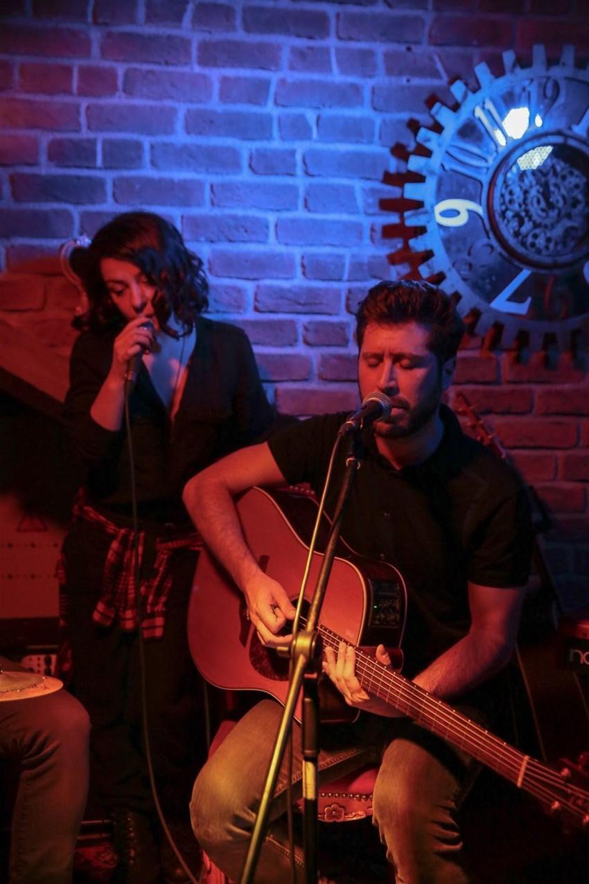 Akustik ziyafet