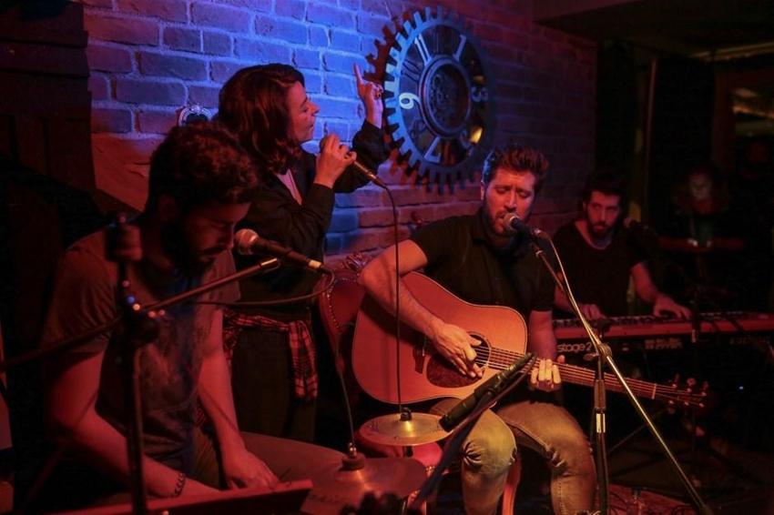 Akustik ziyafet