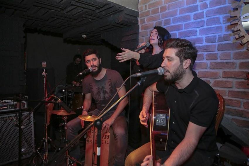 Akustik ziyafet