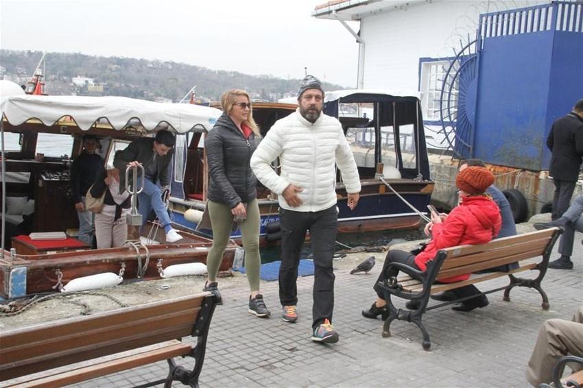 Sandalla yoğurt keyfi