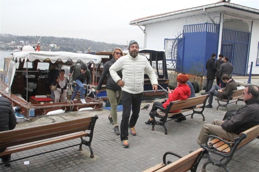 Sandalla yoğurt keyfi