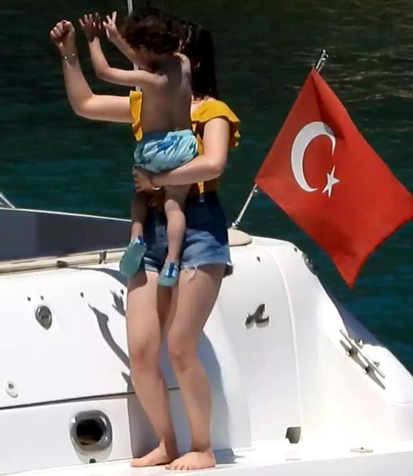 Gökçe Akyıldız sezonu açtı! Bodrum keyfi...