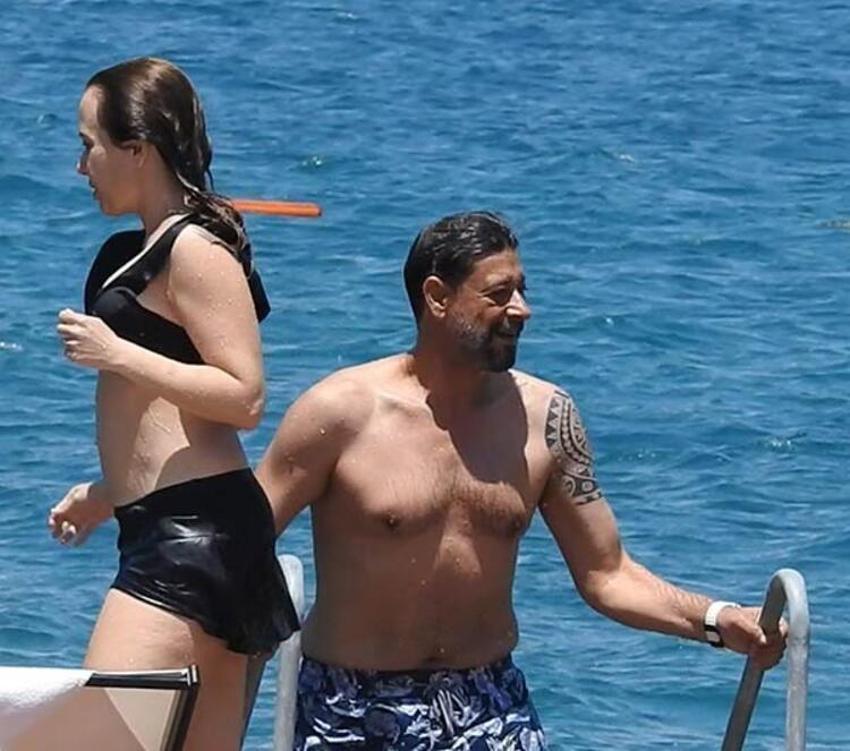 Deniz Uğur'un bikinisi dikkat çekti!