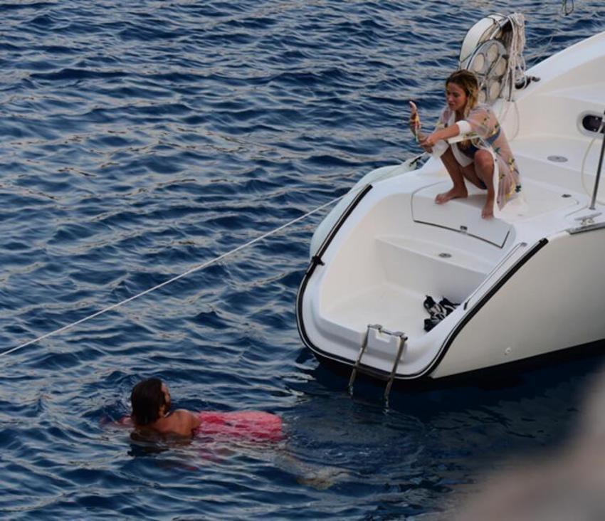 Can Yaman ve Diletta Leotta aşka geldi! Öpücüklere boğdu