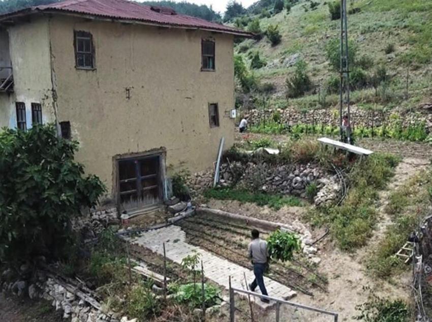 40 günde 10 bin lira! Eski okul binasında bu işi yapıyorlar