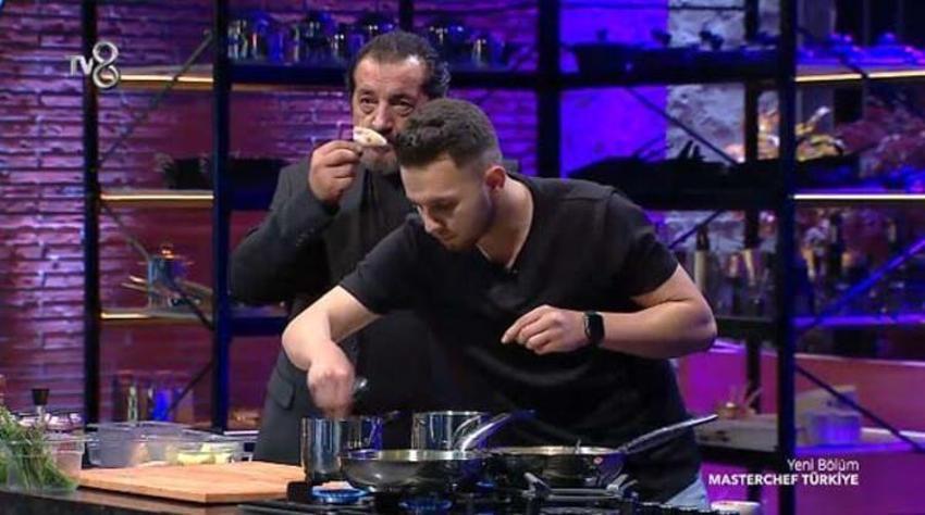 Masterchef'te Mehmet Şef'i duygulandıran anlar: Çok üzülüyorum, burayı bırakıp...