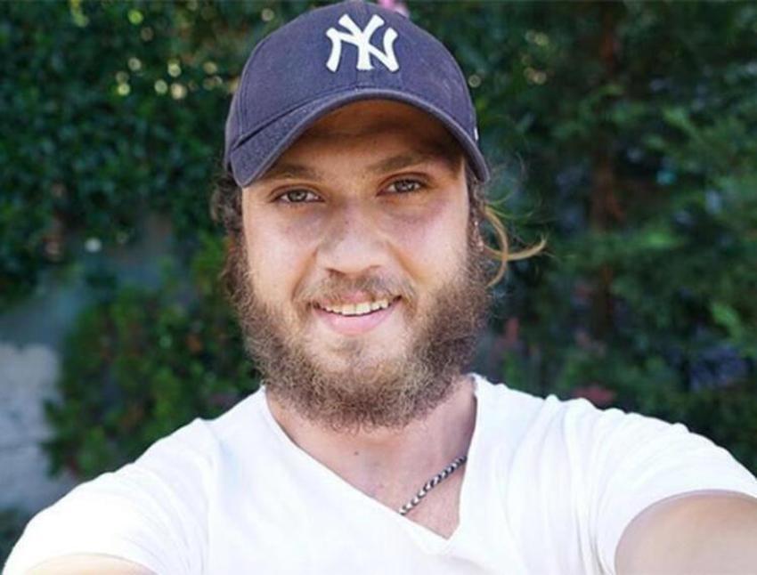 Aras Bulut İynemli ve Bige Önal tatilde! Ultra lüks yatta...