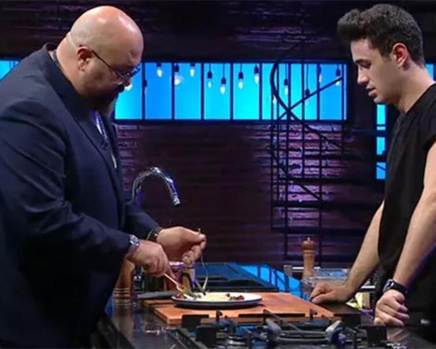MasterChef 2021'de korkutan anlar! Şefler yardım etti!