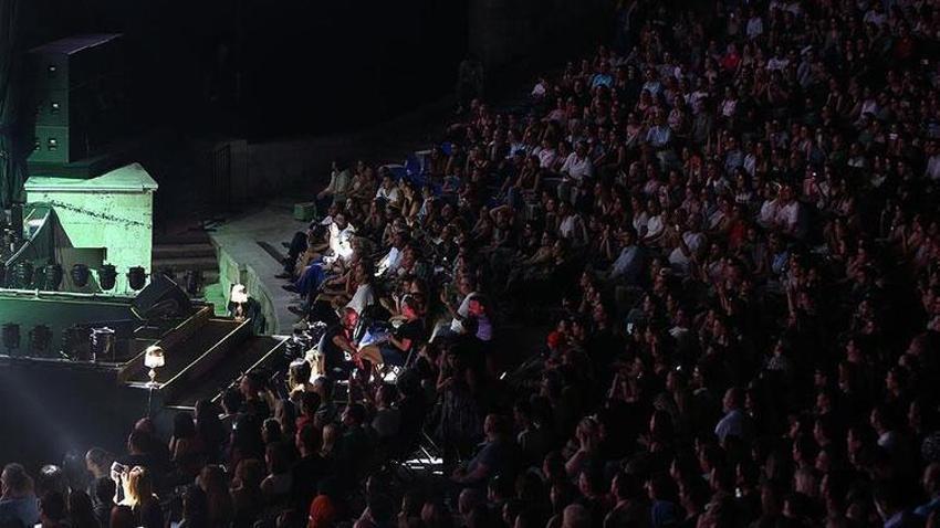 1 Temmuz'da yasaklar, kısıtlamalar kalkıyor kademeli normalleşme başlıyor: Kurban Bayramı'nda...