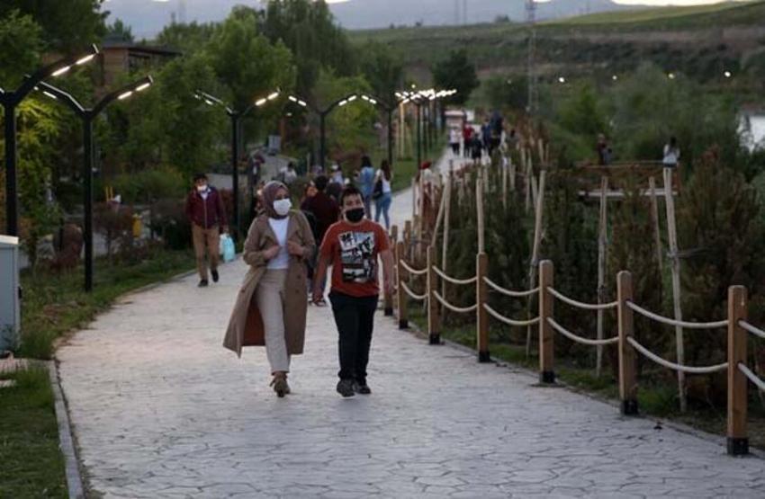 Hafta içi hafta sonu sokağa çıkma yasağı ile ilgili son dakika kararı! Yeniden geliyor, 1 Temmuz sonrası...