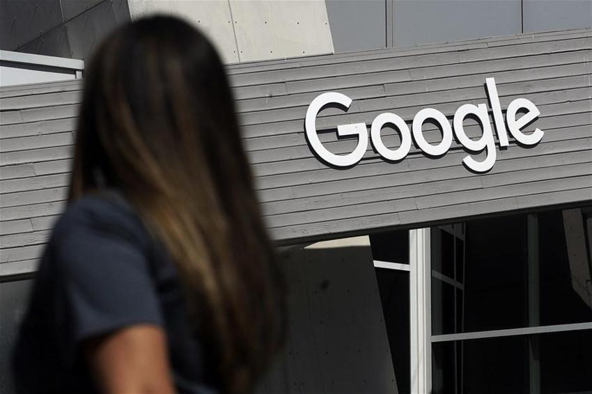 Google resmen itiraf etti! O söylenti gerçek çıktı, sizi gizlice dinliyor...