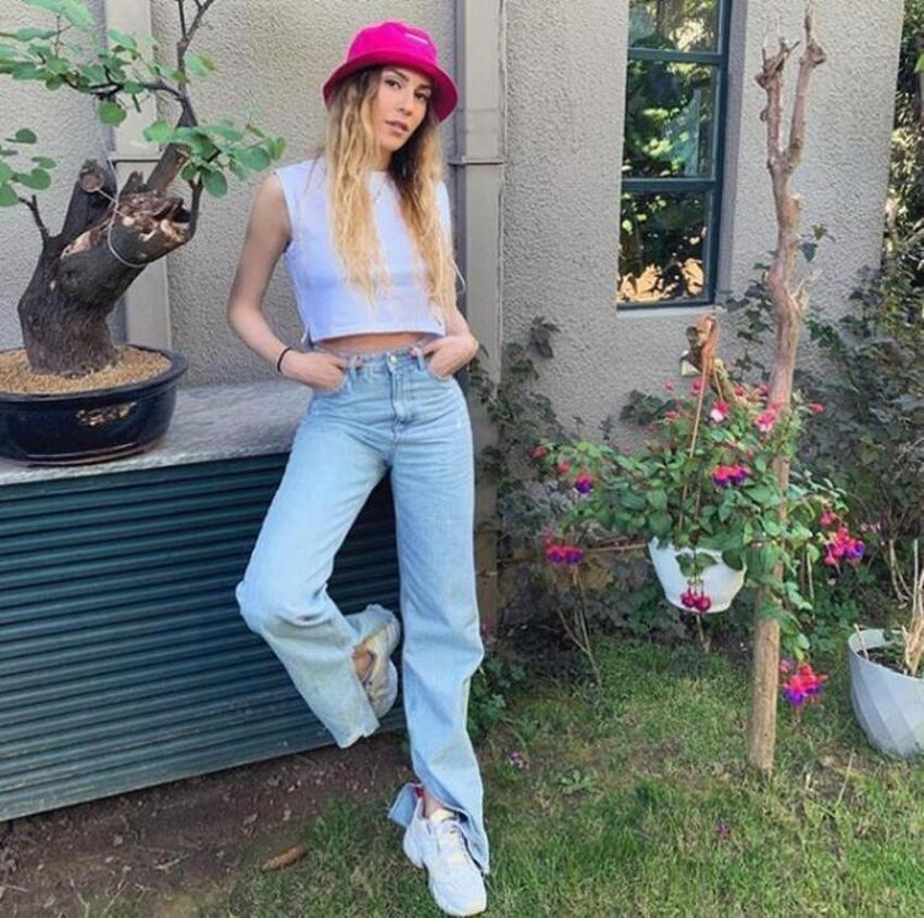 Sinem Kobal'dan tatil pozu! Beğeni yağdı