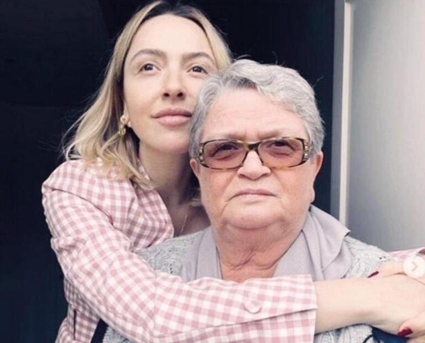 Hadise'den annesine büyük jest!