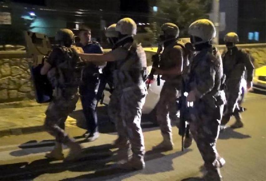 Kayseri'de olaylı gece! Özel harekat devreye girdi