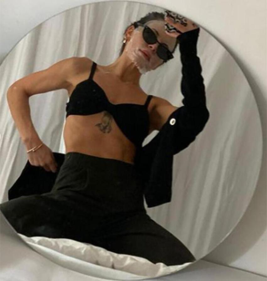 Esra Balamir'e 15 bin TL'ye mâl olan selfie!