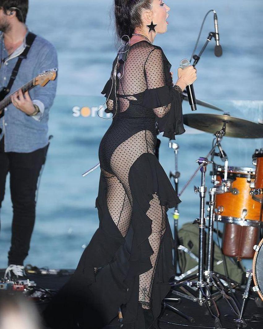 Hande Yener'den dikkat çeken transparan elbise!