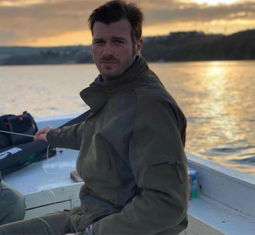 Kıvanç Tatlıtuğ'dan şaşırtan karar!