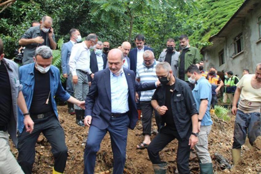 Peş peşe acı haberler geliyor! Evleri yıkıp geçti, felaket...