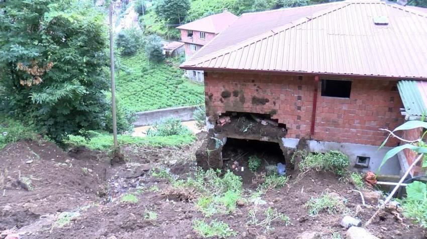 Peş peşe acı haberler geliyor! Evleri yıkıp geçti, felaket...