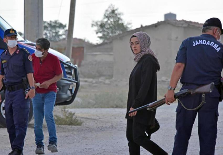 Müge Anlı gözyaşlarını tutamamıştı! Büyükşen çifti cinayetinde son dakika gelişmesi! Yasak aşk...