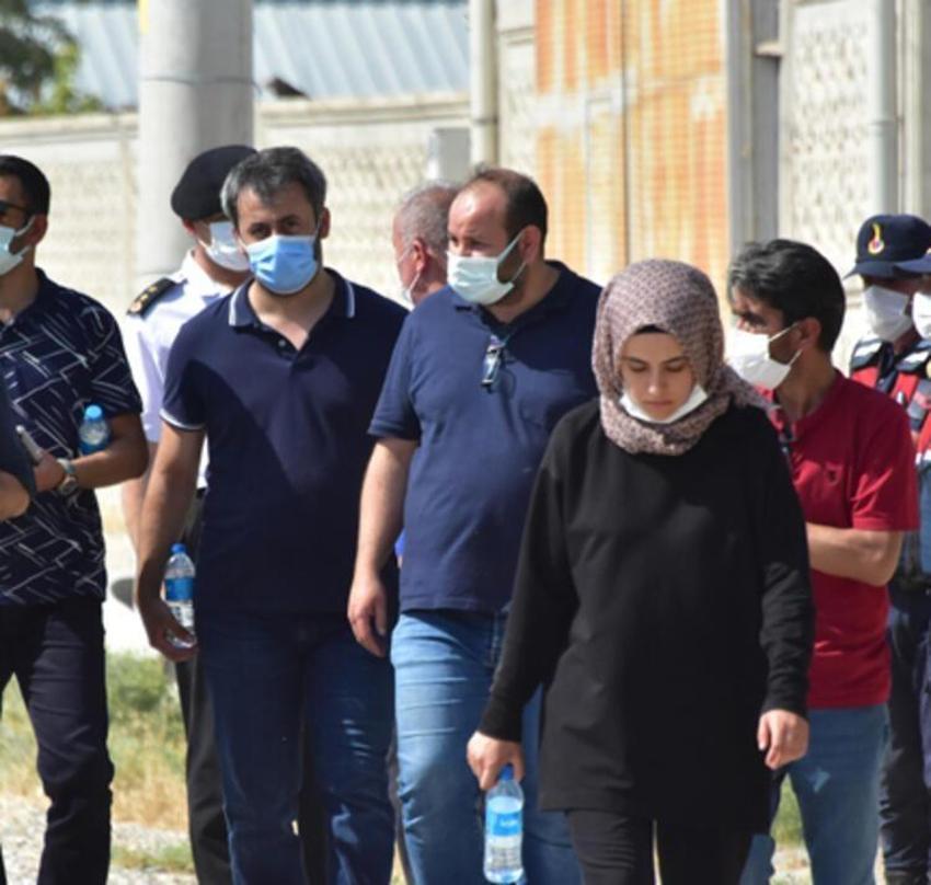 Müge Anlı gözyaşlarını tutamamıştı! Büyükşen çifti cinayetinde son dakika gelişmesi! Yasak aşk...