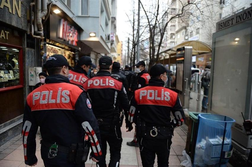 Hafta içi hafta sonu yasakları ile ilgili yeni gelişme! Bağıra bağıra geliyor...