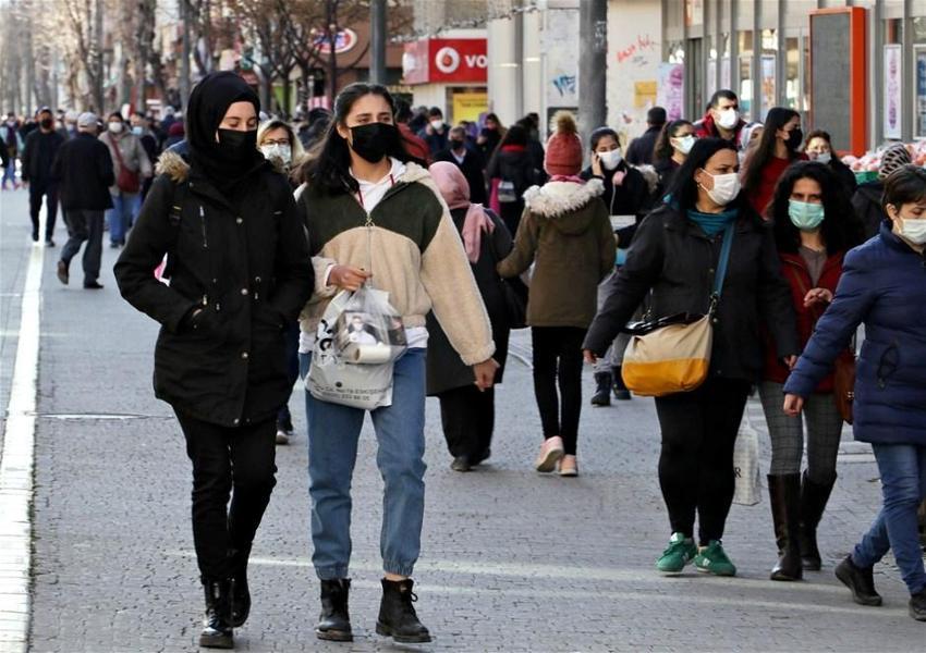 Hafta içi hafta sonu yasakları ile ilgili yeni gelişme! Bağıra bağıra geliyor...
