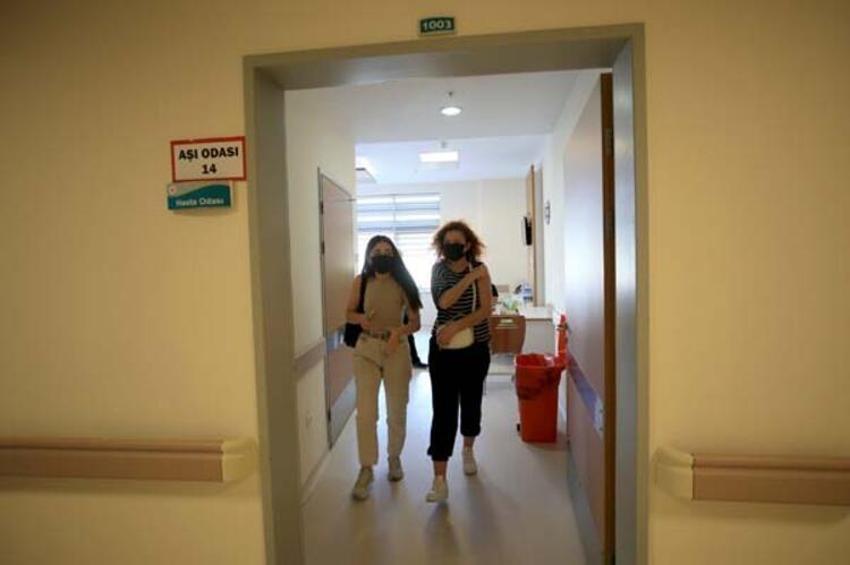 Hafta sonu hafta içi sokağa çıkma yasaklarıyla ilgili son dakika gelişmesi! Vakalar patladı, yeniden geliyor, tüm Türkiye'de...