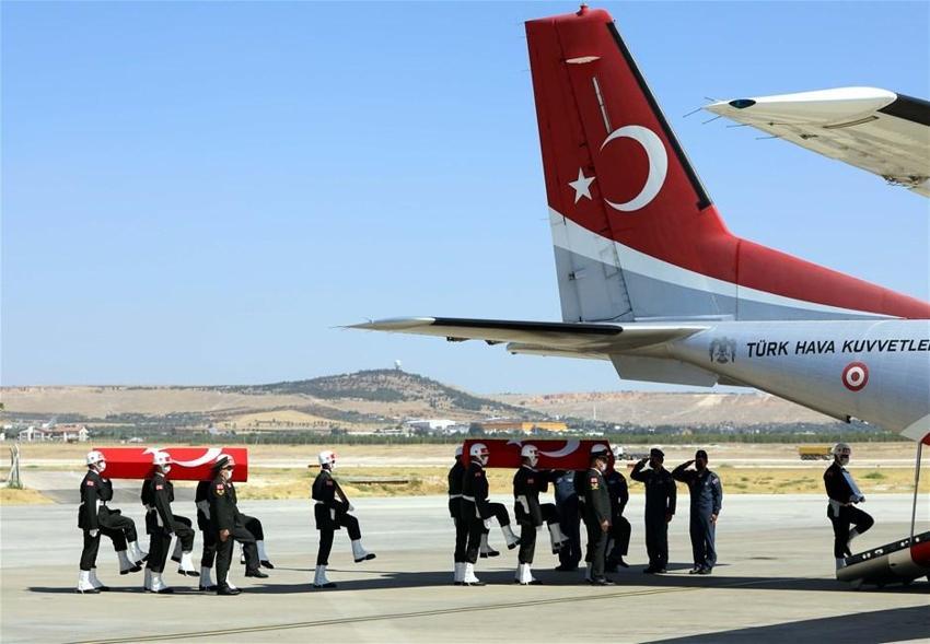 Türkiye şehitlerine ağlıyor! Gaziantep'te uğurlama töreni