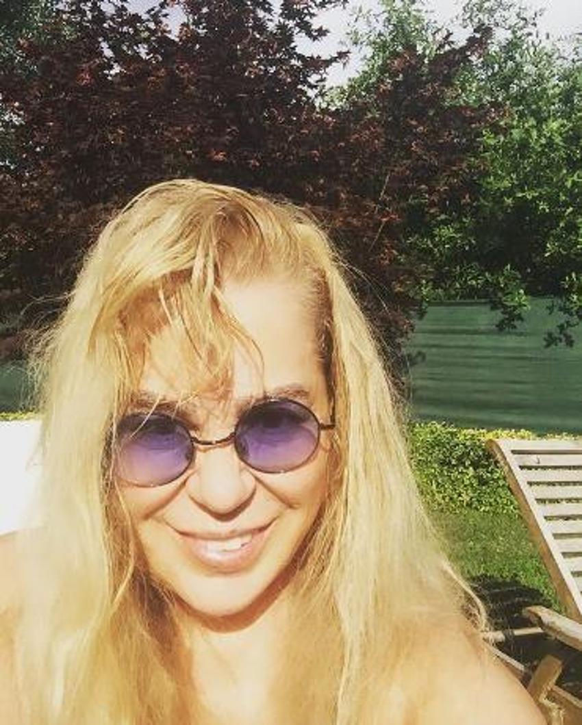 Zerrin Özer o sözleriyle tepki çekti! 'Sadece ironiydi'