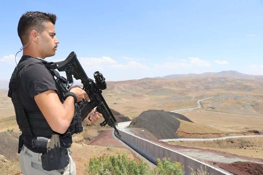 Türkiye İran sınırında hareket geçti! Tam 295 kilometre...