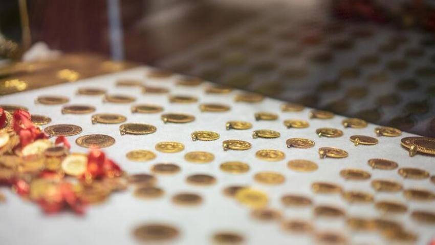 Altın ve dolar fiyatlarıyla ilgili son dakika açıklaması! Uçuyor... Tarih verdi! 600 lira...